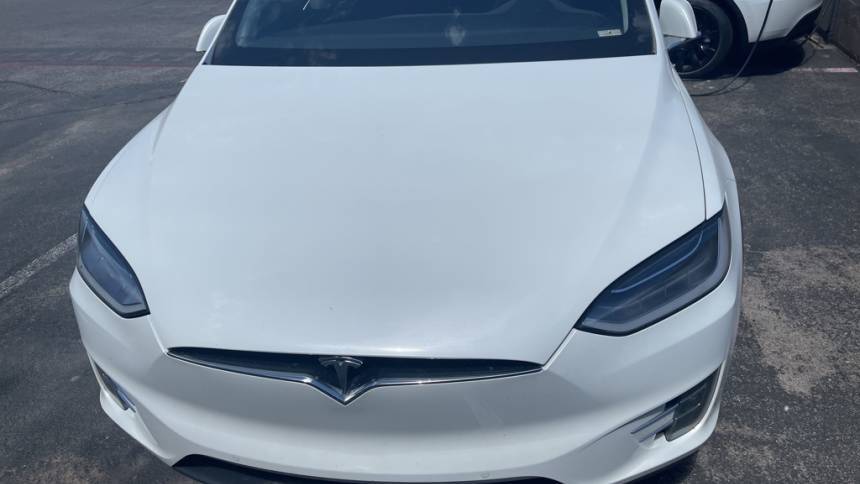 2016 Tesla Model X 5YJXCAE28GF005304