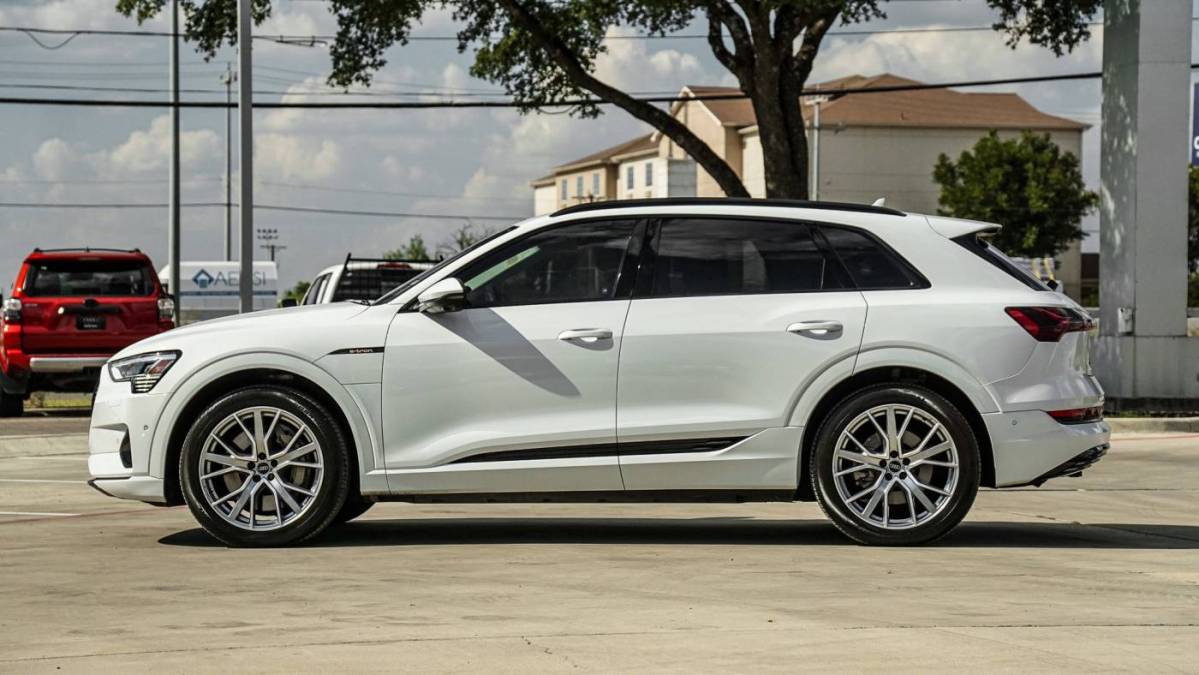 2021 Audi e-tron WA1VABGE4MB027268