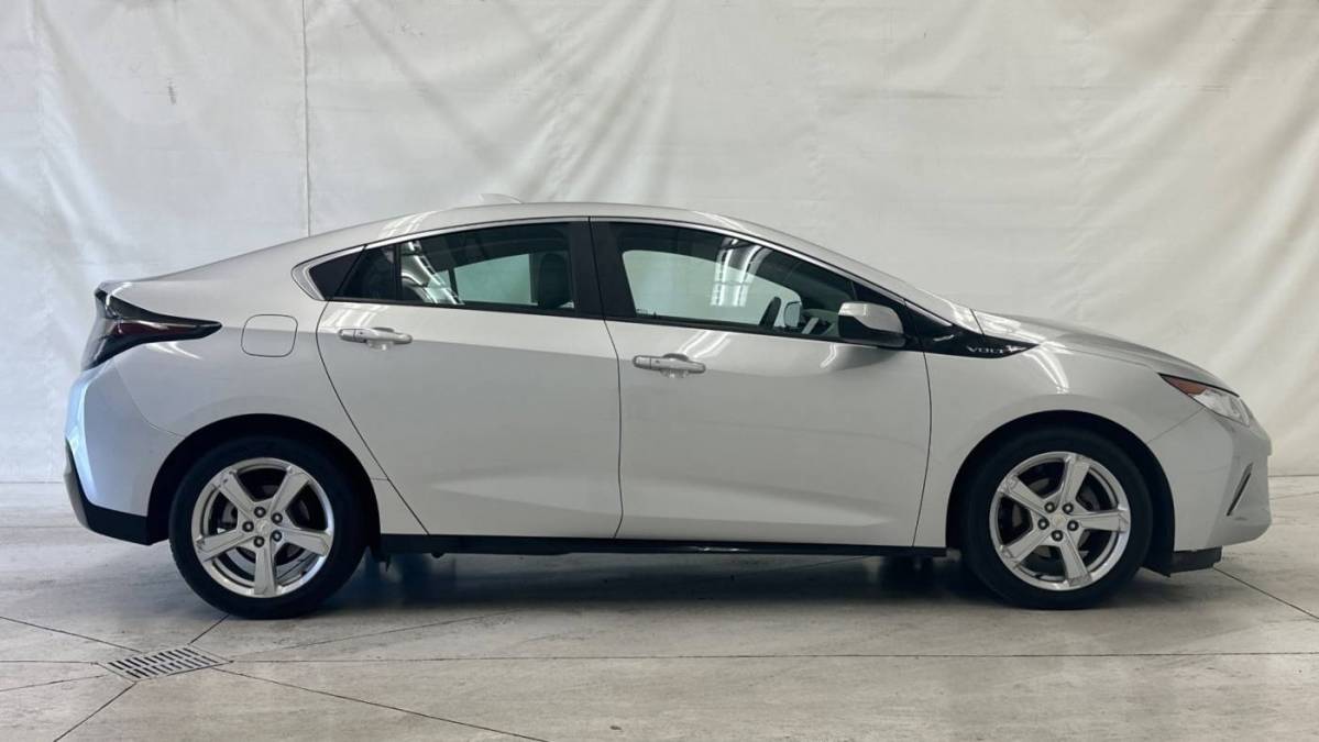 2018 Chevrolet VOLT 1G1RC6S5XJU147410