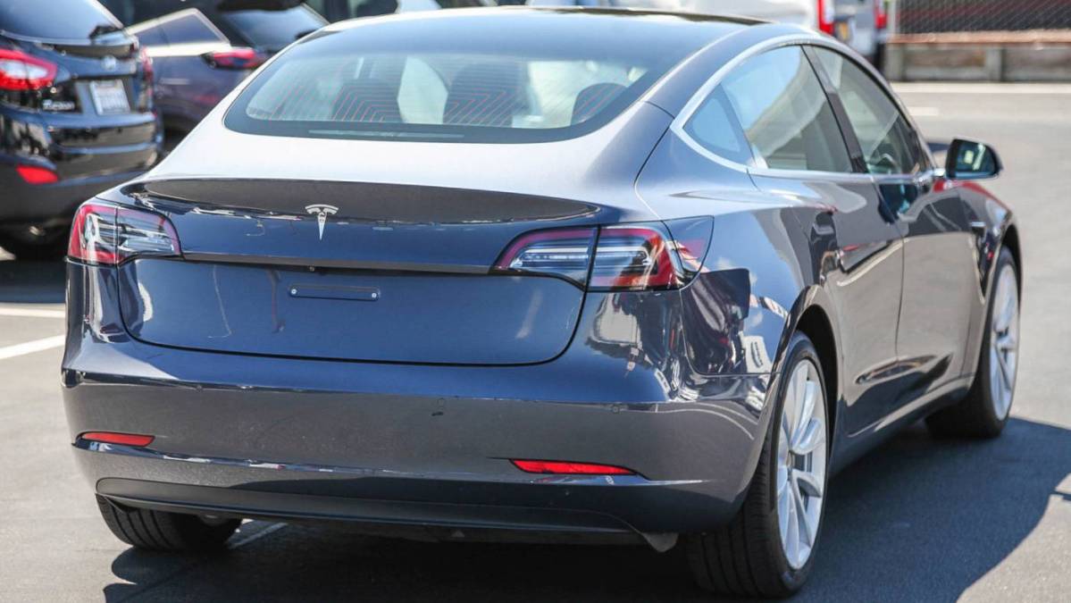 2019 Tesla Model 3 5YJ3E1EA6KF447295