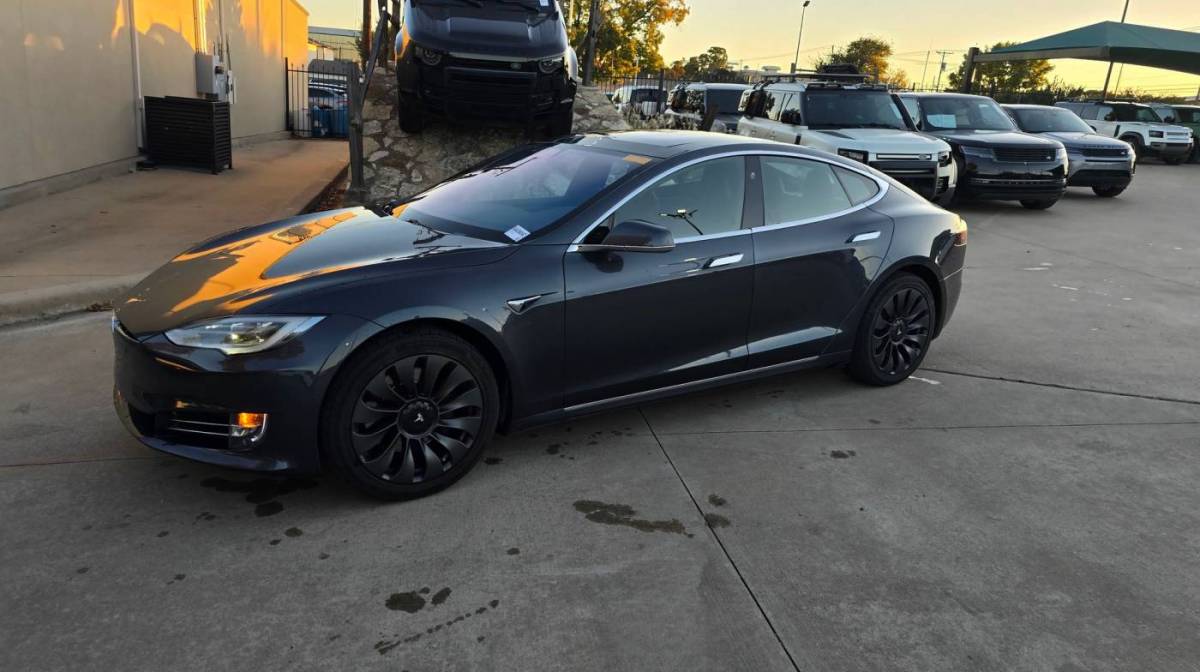 2017 Tesla Model S 5YJSA1E1XHF214861