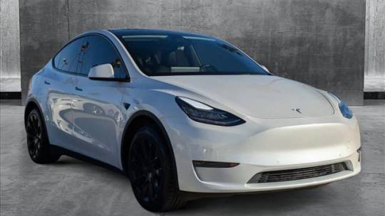 2021 Tesla Model Y 5YJYGDEE2MF097381