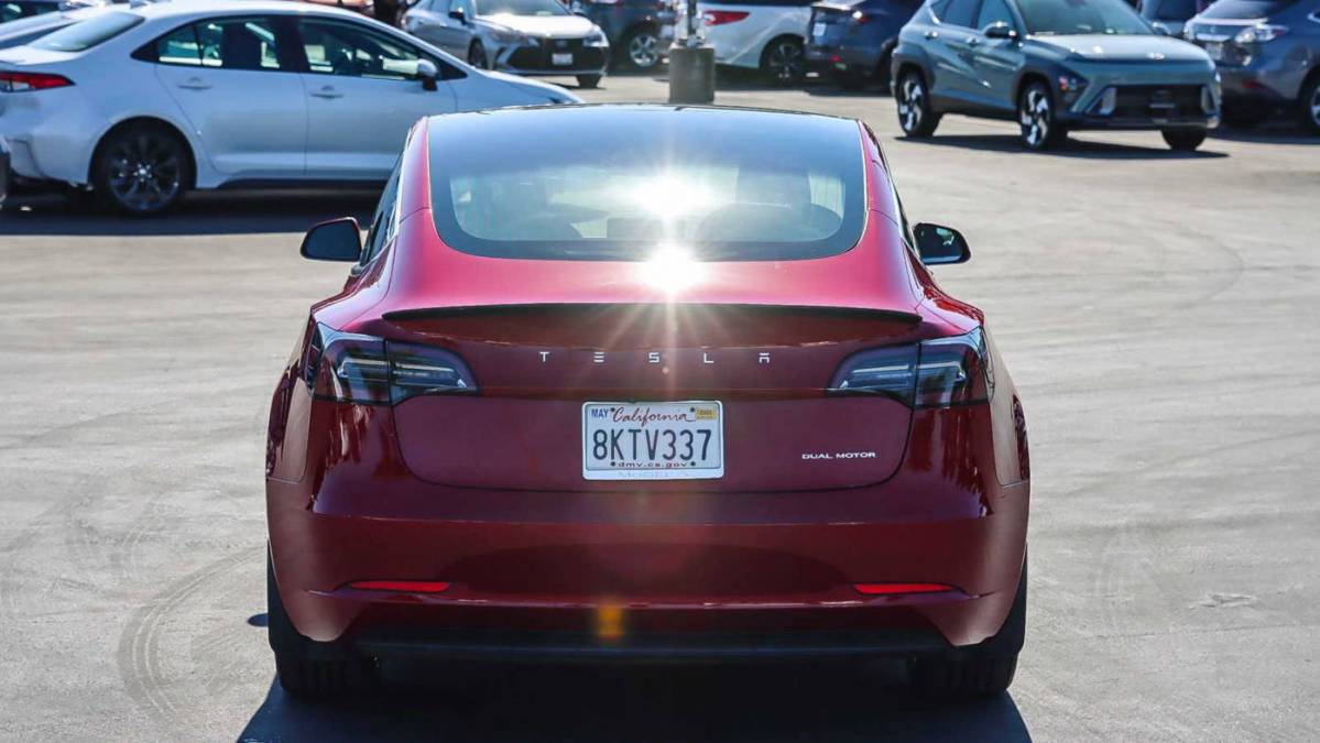 2019 Tesla Model 3 5YJ3E1EB4KF365462