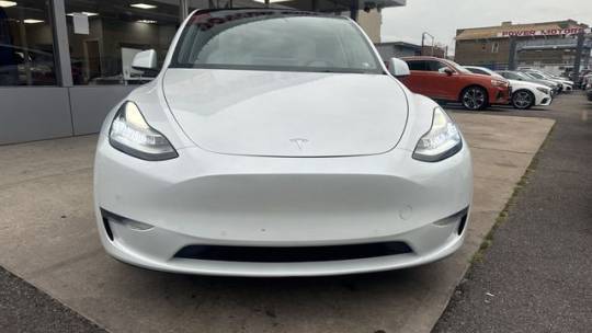 2021 Tesla Model Y 5YJYGDEE7MF088059