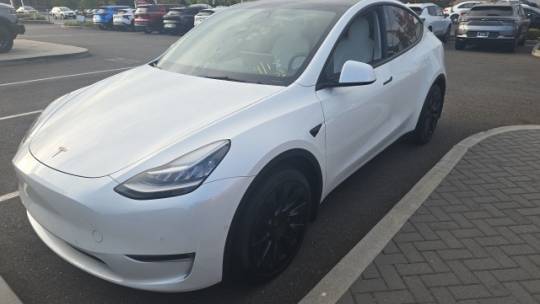 2021 Tesla Model Y 5YJYGDEE3MF210108