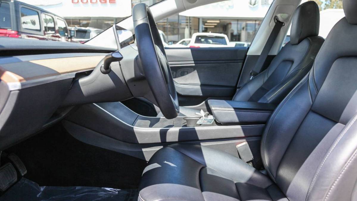 2019 Tesla Model 3 5YJ3E1EA6KF447295