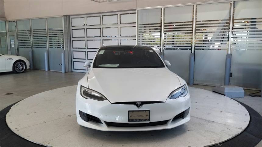 2017 Tesla Model S 5YJSA1E18HF205219