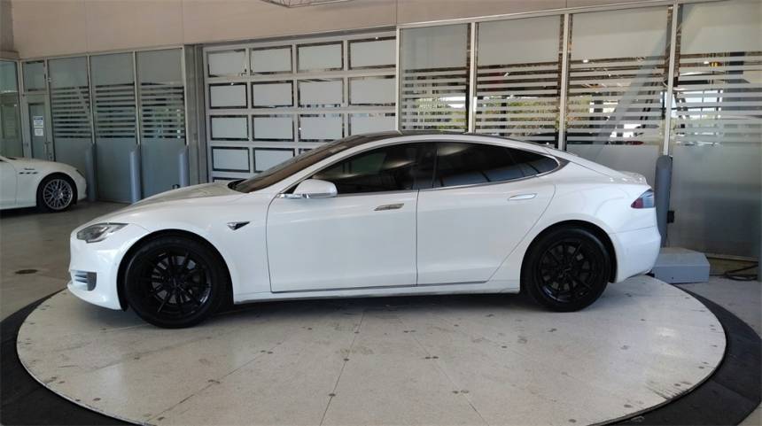 2017 Tesla Model S 5YJSA1E18HF205219