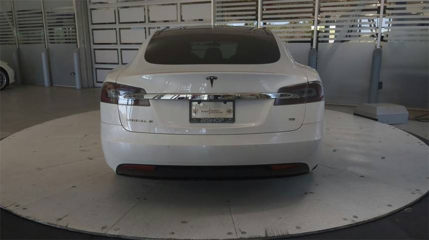 2017 Tesla Model S 5YJSA1E18HF205219