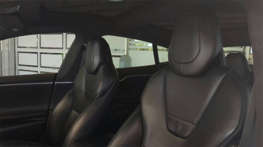 2017 Tesla Model S 5YJSA1E18HF205219