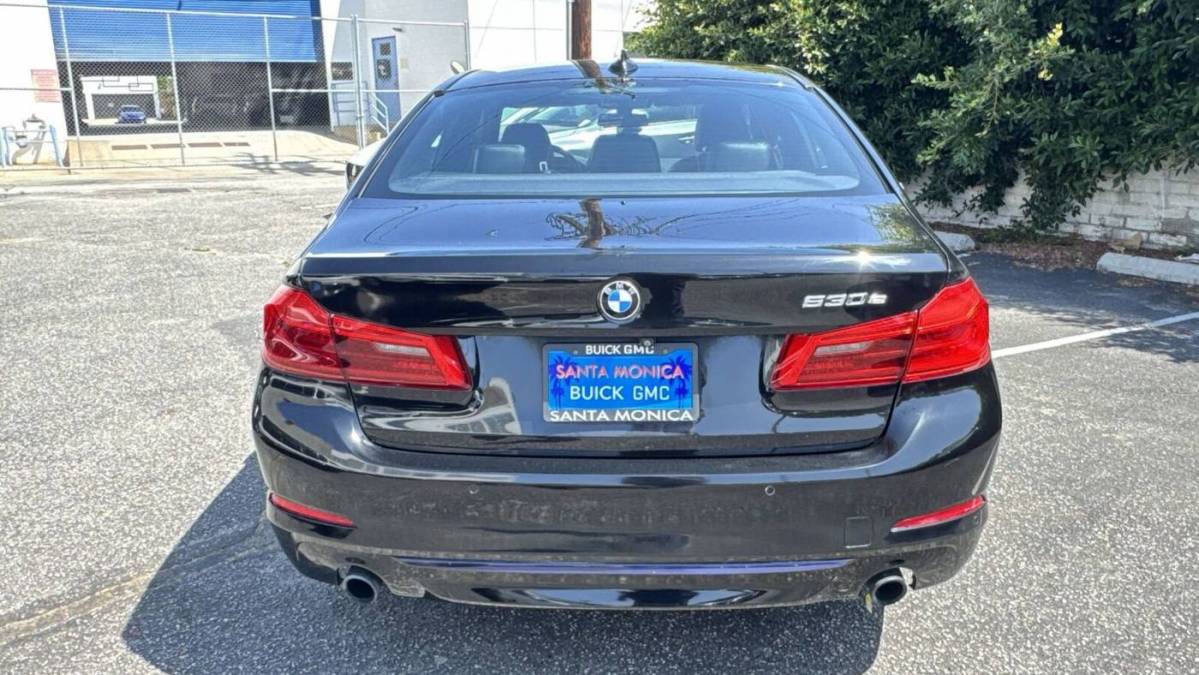 2019 BMW 5 Series WBAJA9C55KB254658