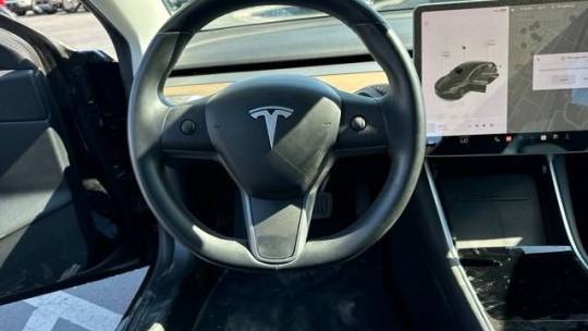 2018 Tesla Model 3 5YJ3E1EA8JF172477