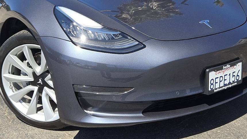 2018 Tesla Model 3 5YJ3E1EAXJF042541