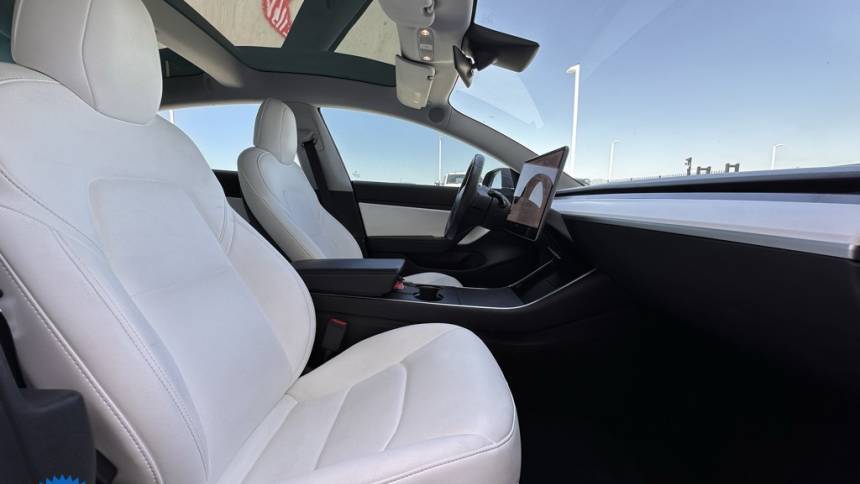 2018 Tesla Model 3 5YJ3E1EB2JF147826