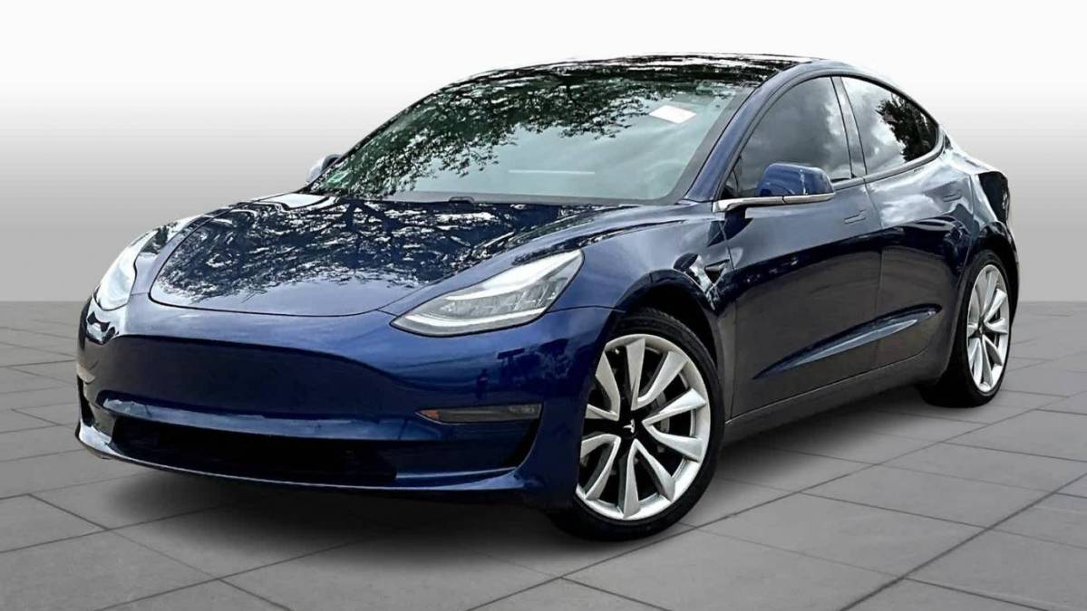 2018 Tesla Model 3 5YJ3E1EB4JF063667