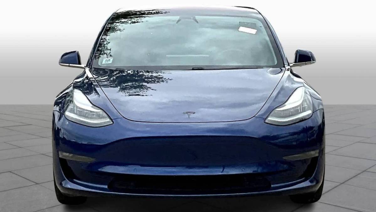 2018 Tesla Model 3 5YJ3E1EB4JF063667