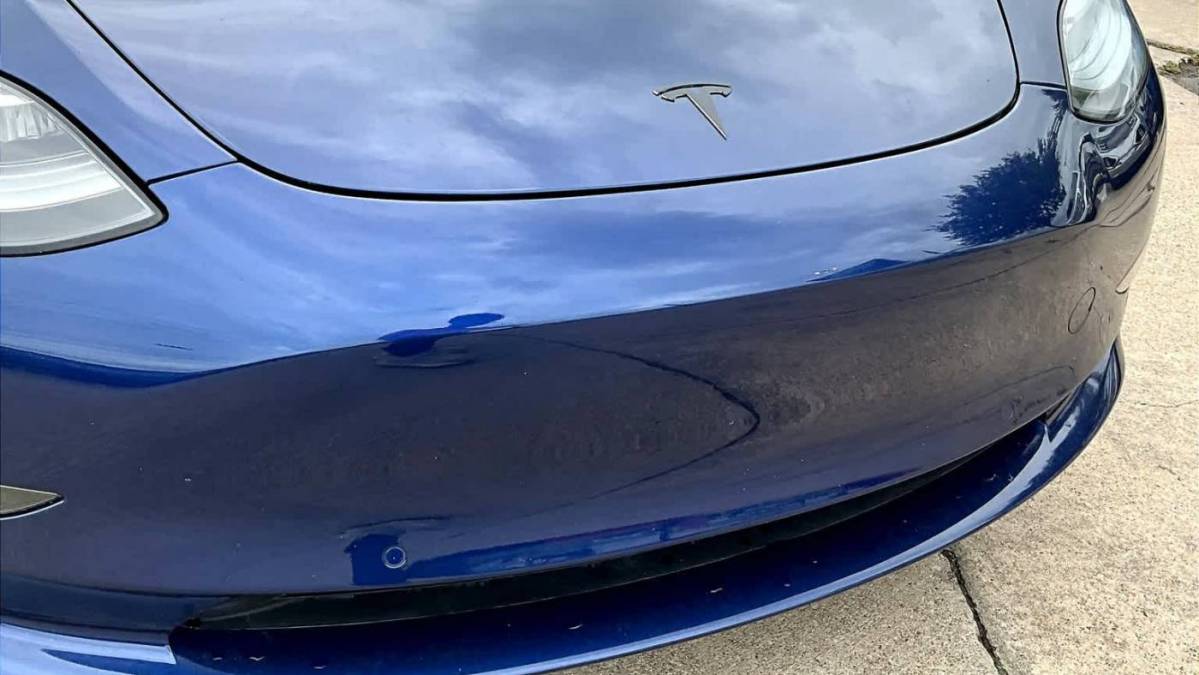 2018 Tesla Model 3 5YJ3E1EB4JF063667