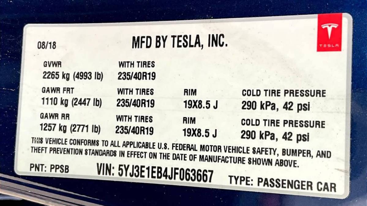 2018 Tesla Model 3 5YJ3E1EB4JF063667