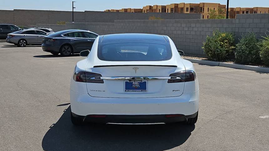 2014 Tesla Model S 5YJSA1H12EFP50114