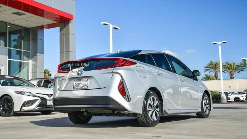 2018 Toyota Prius Prime JTDKARFP0J3095884