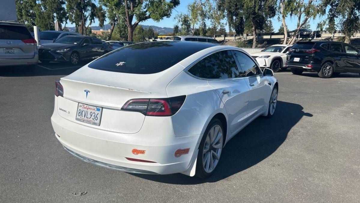 2019 Tesla Model 3 5YJ3E1EA4KF419415