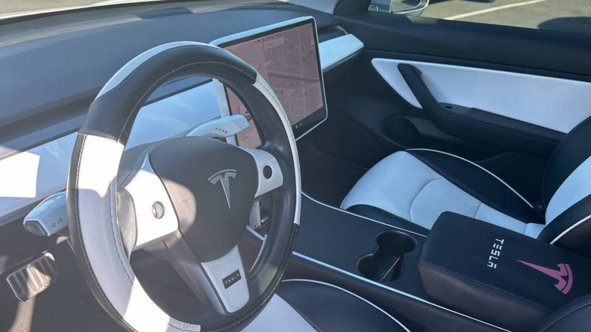 2019 Tesla Model 3 5YJ3E1EA4KF419415