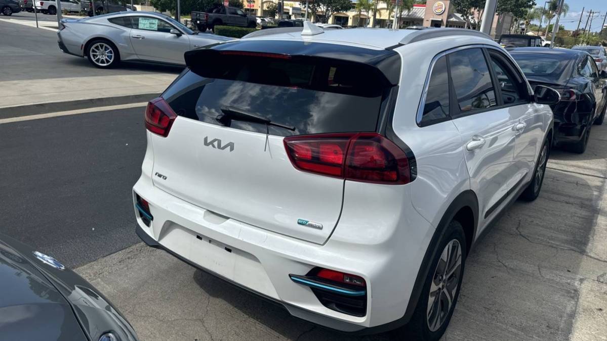 2022 Kia NIRO EV KNDCC3LG7N5138675