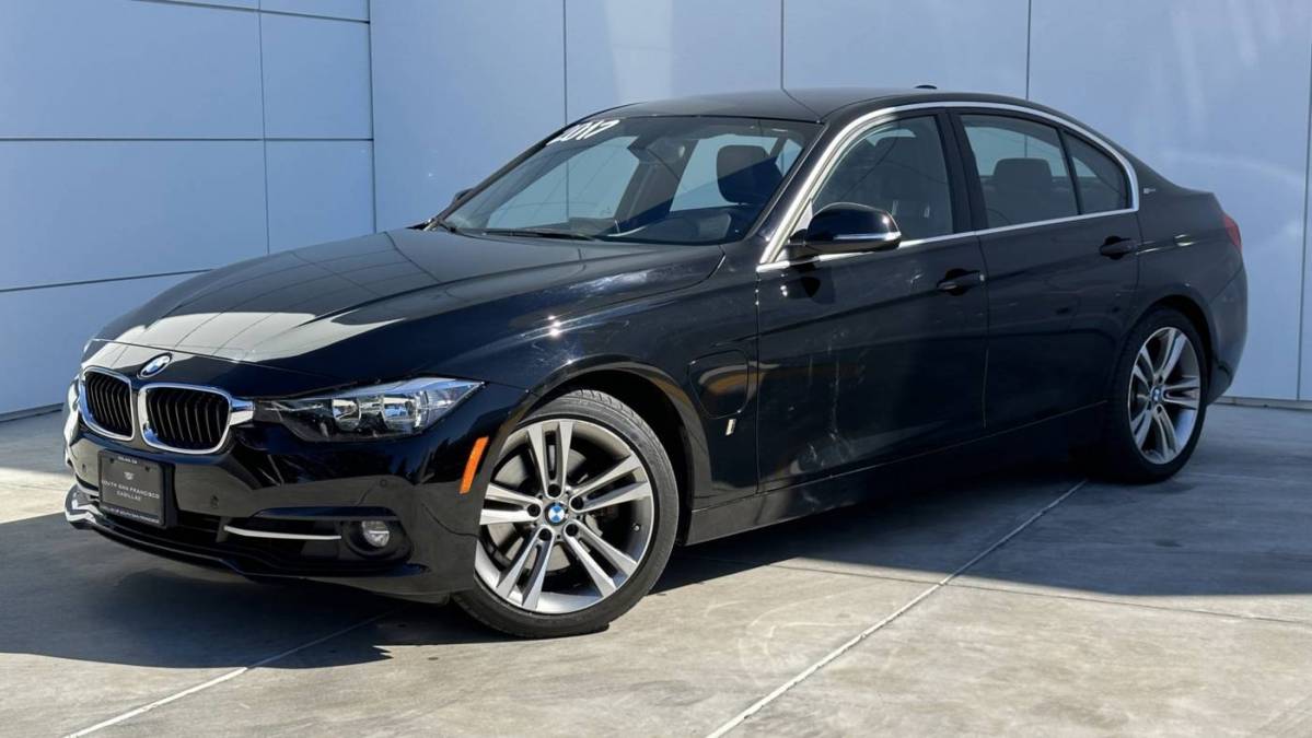 2017 BMW 3 Series WBA8E1C35HA158661