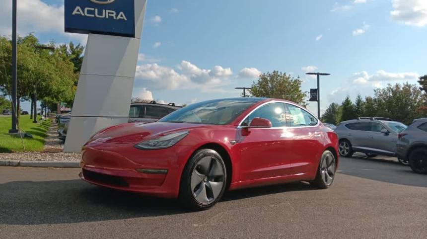 2019 Tesla Model 3 5YJ3E1EB8KF408216