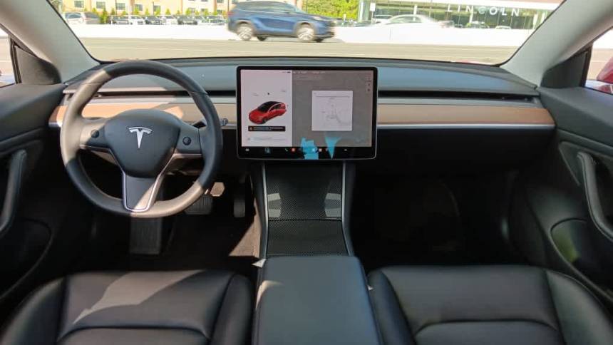 2019 Tesla Model 3 5YJ3E1EB8KF408216