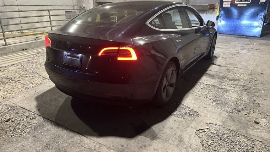 2018 Tesla Model 3 5YJ3E1EB0JF103159