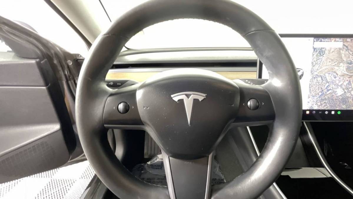 2018 Tesla Model 3 5YJ3E1EB3JF114429