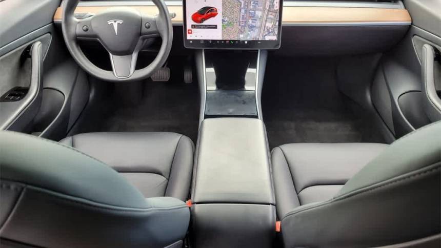 2020 Tesla Model 3 5YJ3E1EAXLF644469