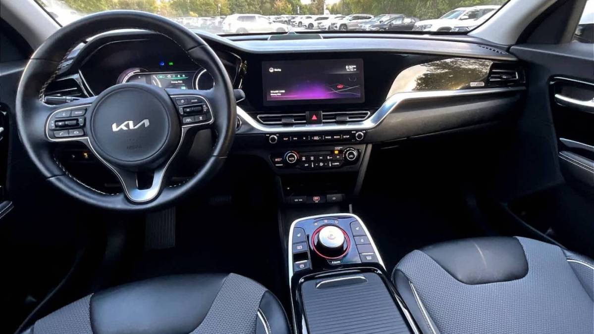 2022 Kia NIRO EV KNDCC3LG8N5123215