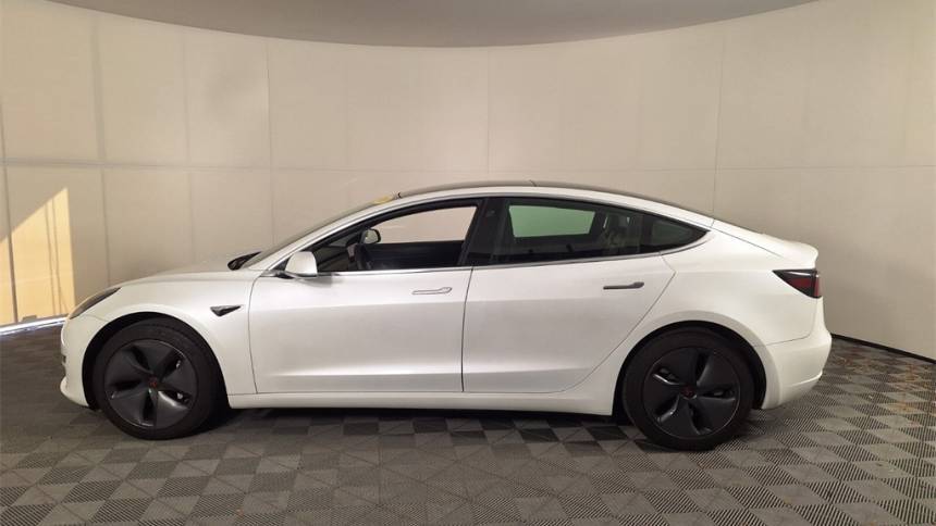 2019 Tesla Model 3 5YJ3E1EA1KF483752