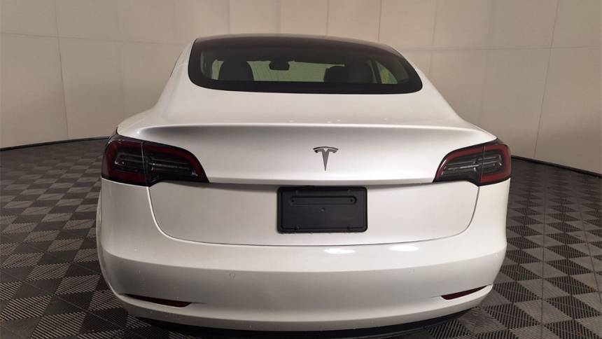 2019 Tesla Model 3 5YJ3E1EA1KF483752