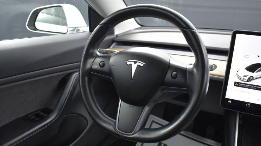 2018 Tesla Model 3 5YJ3E1EA3JF038976