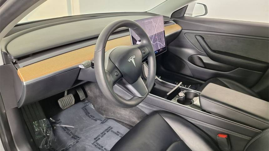 2019 Tesla Model 3 5YJ3E1EA1KF483752