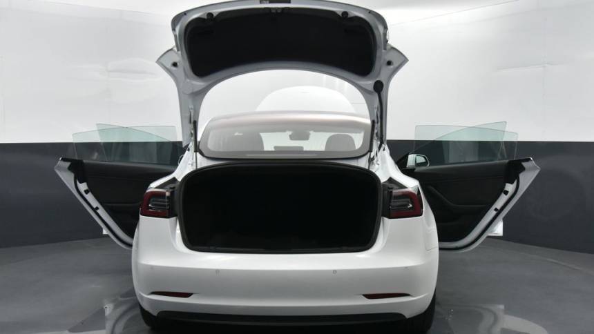 2018 Tesla Model 3 5YJ3E1EA3JF038976