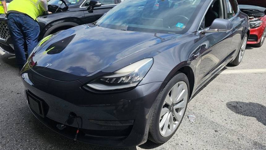 2019 Tesla Model 3 5YJ3E1EB9KF365408