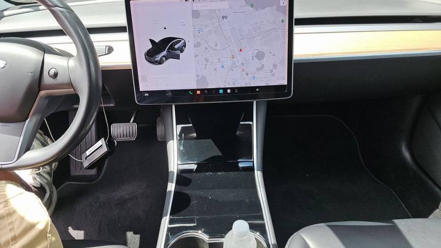 2019 Tesla Model 3 5YJ3E1EB9KF365408