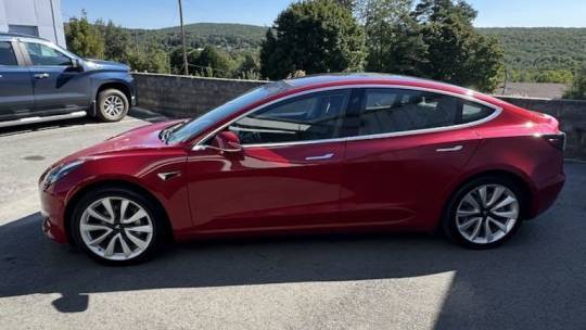 2018 Tesla Model 3 5YJ3E1EA1JF031136