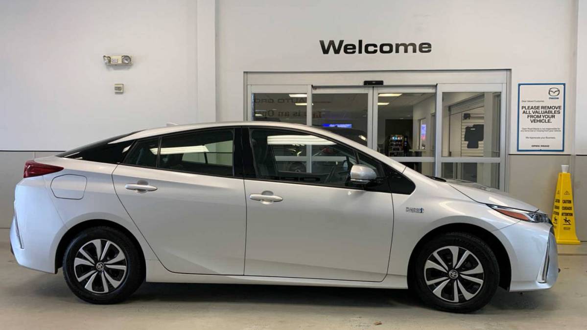 2018 Toyota Prius Prime JTDKARFP4J3090039