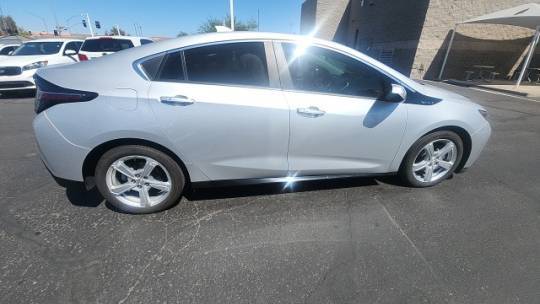 2017 Chevrolet VOLT 1G1RC6S5XHU204523