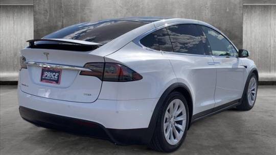 2019 Tesla Model X 5YJXCDE25KF147118