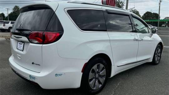 2019 Chrysler Pacifica Hybrid 2C4RC1N71KR577736