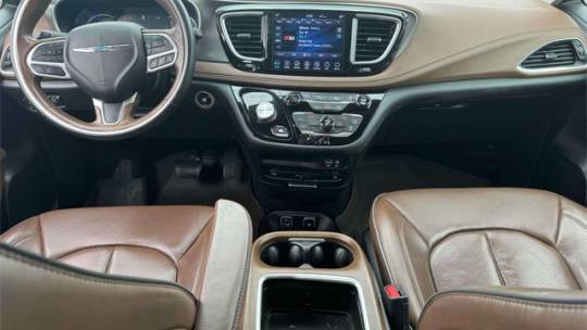 2019 Chrysler Pacifica Hybrid 2C4RC1N71KR577736