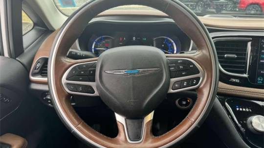 2019 Chrysler Pacifica Hybrid 2C4RC1N71KR577736