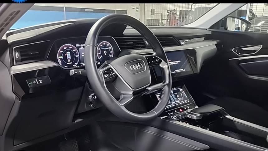 2021 Audi e-tron WA1LAAGE6MB039195