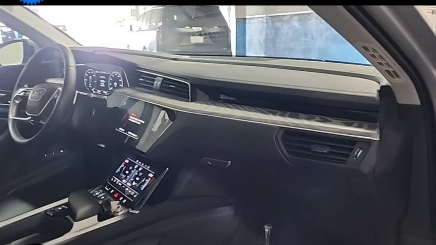 2021 Audi e-tron WA1LAAGE6MB039195